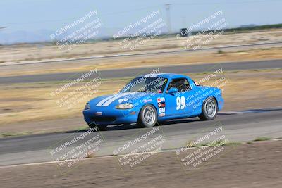 media/Jun-04-2022-CalClub SCCA (Sat) [[1984f7cb40]]/Group 1/Qualifying (Sweeper)/